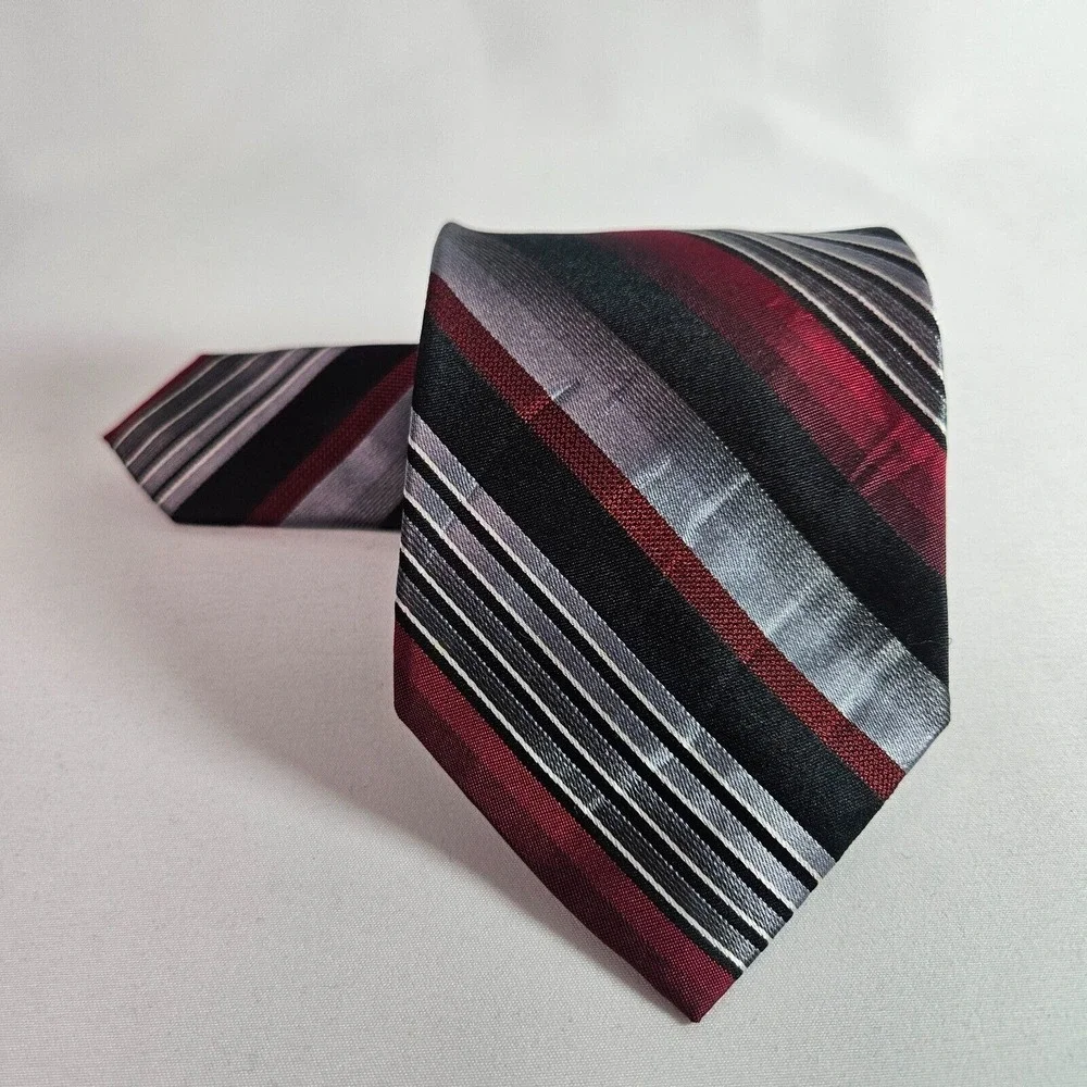 John Bartlett‎ 100% Silk Tie Red Black Silver Stripes 3.5